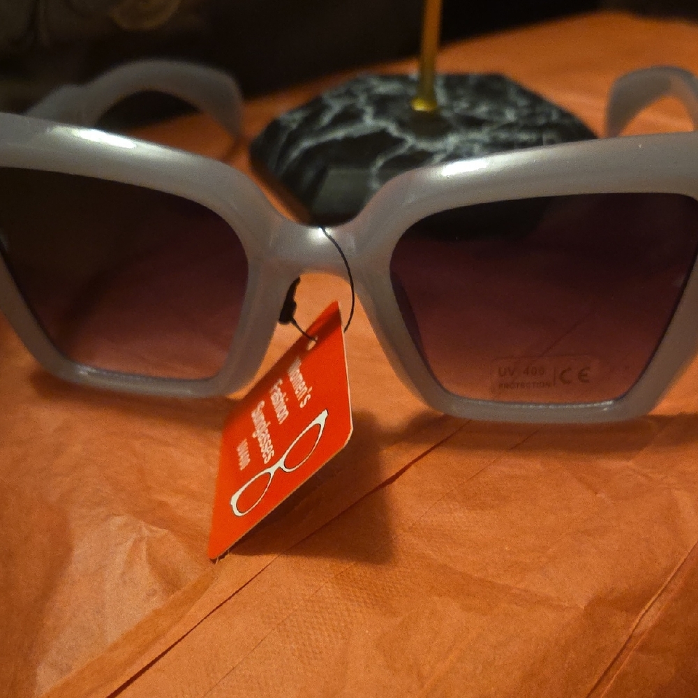 Stylish Gray Square Sunglasses